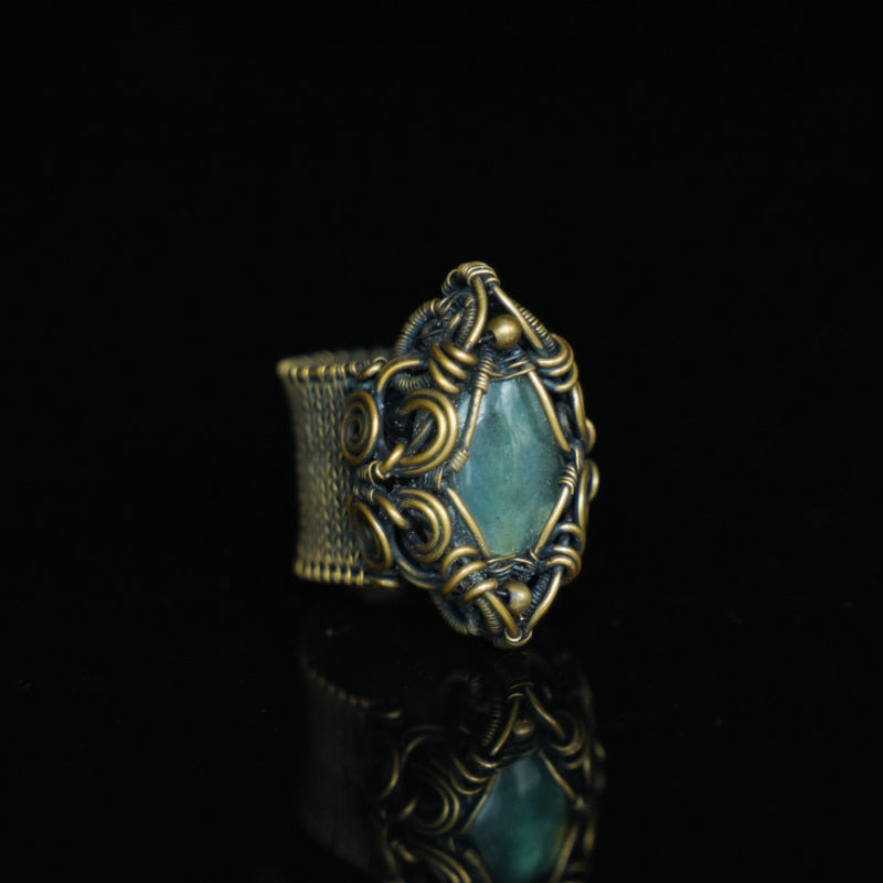 The Northern Veil Labradorite Ring