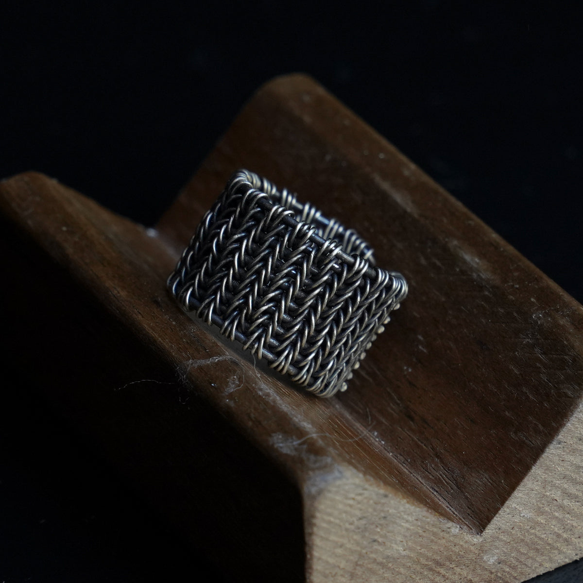 Title OOAK-The Woven Current White Copper Ring
